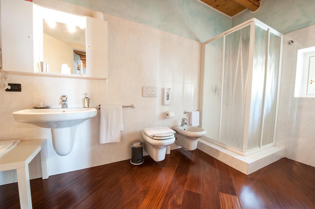 Villa Pace Поццоленґо Номер фото