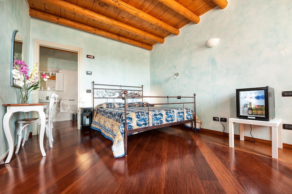 Villa Pace Поццоленґо Номер фото