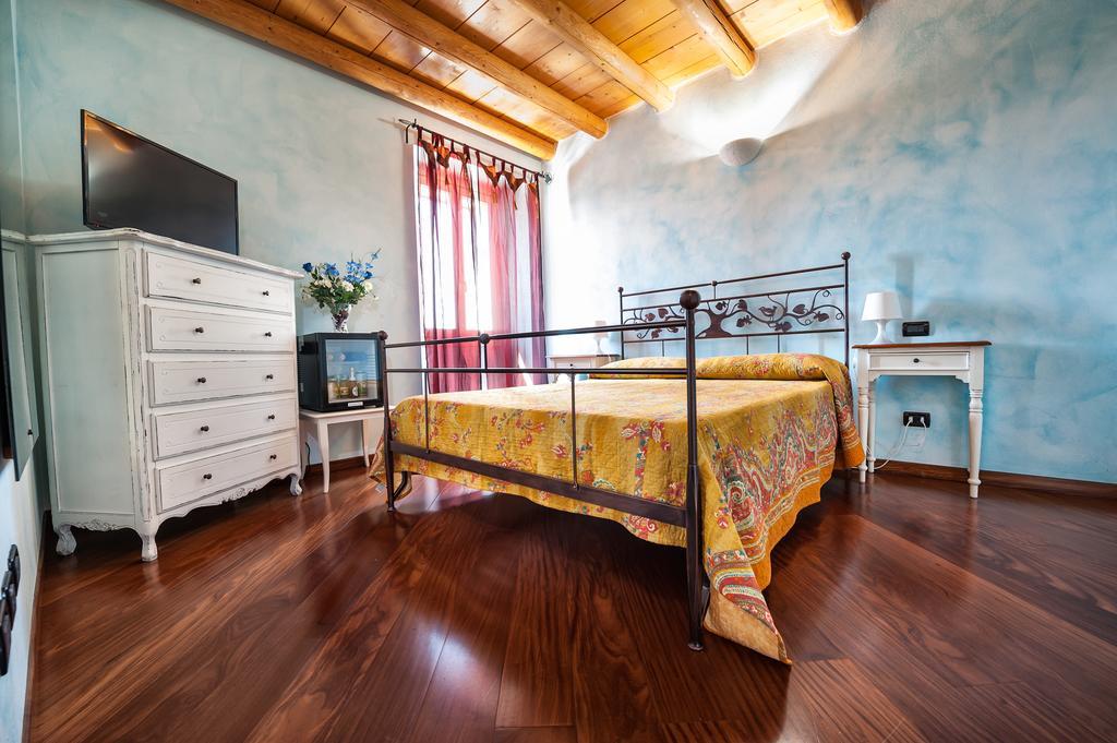 Villa Pace Поццоленґо Номер фото