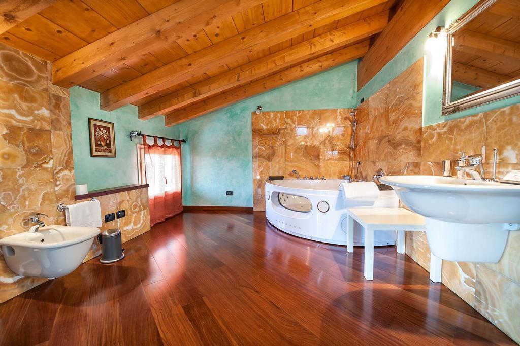 Villa Pace Поццоленґо Екстер'єр фото